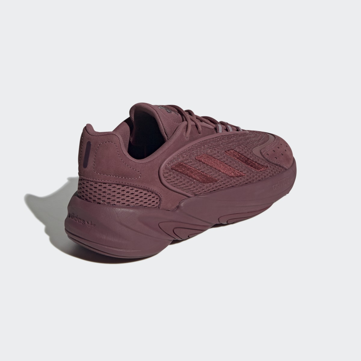 Adidas Chaussure Ozelia. 6