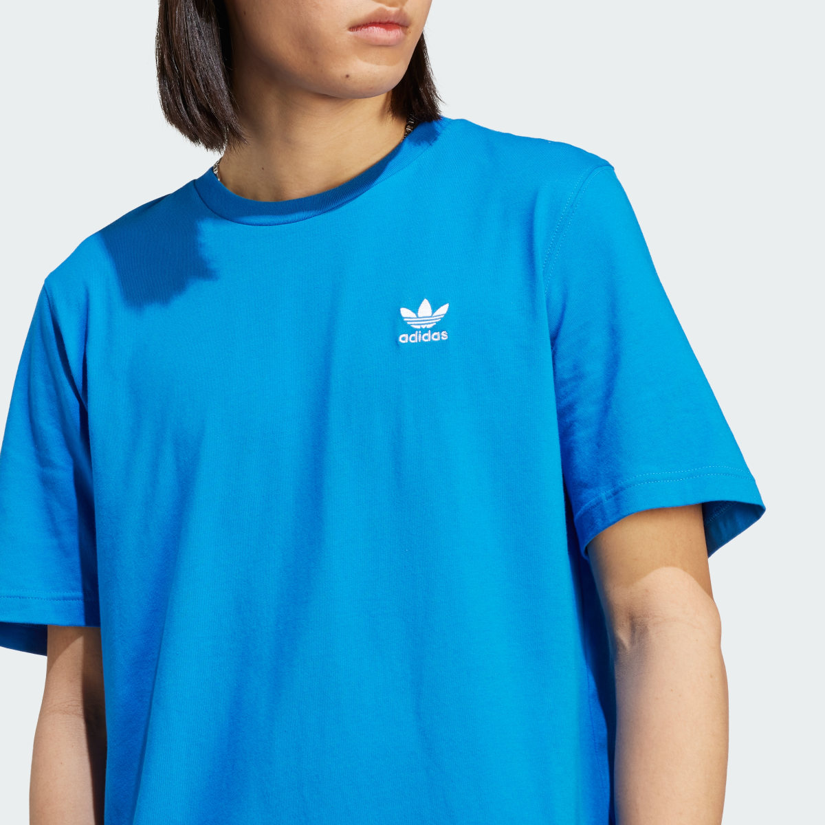 Adidas T-shirt Trèfle Essentials. 6