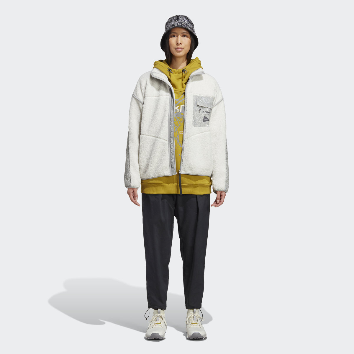 Adidas Sudadera con capucha Terrex x and wander Graphic. 8