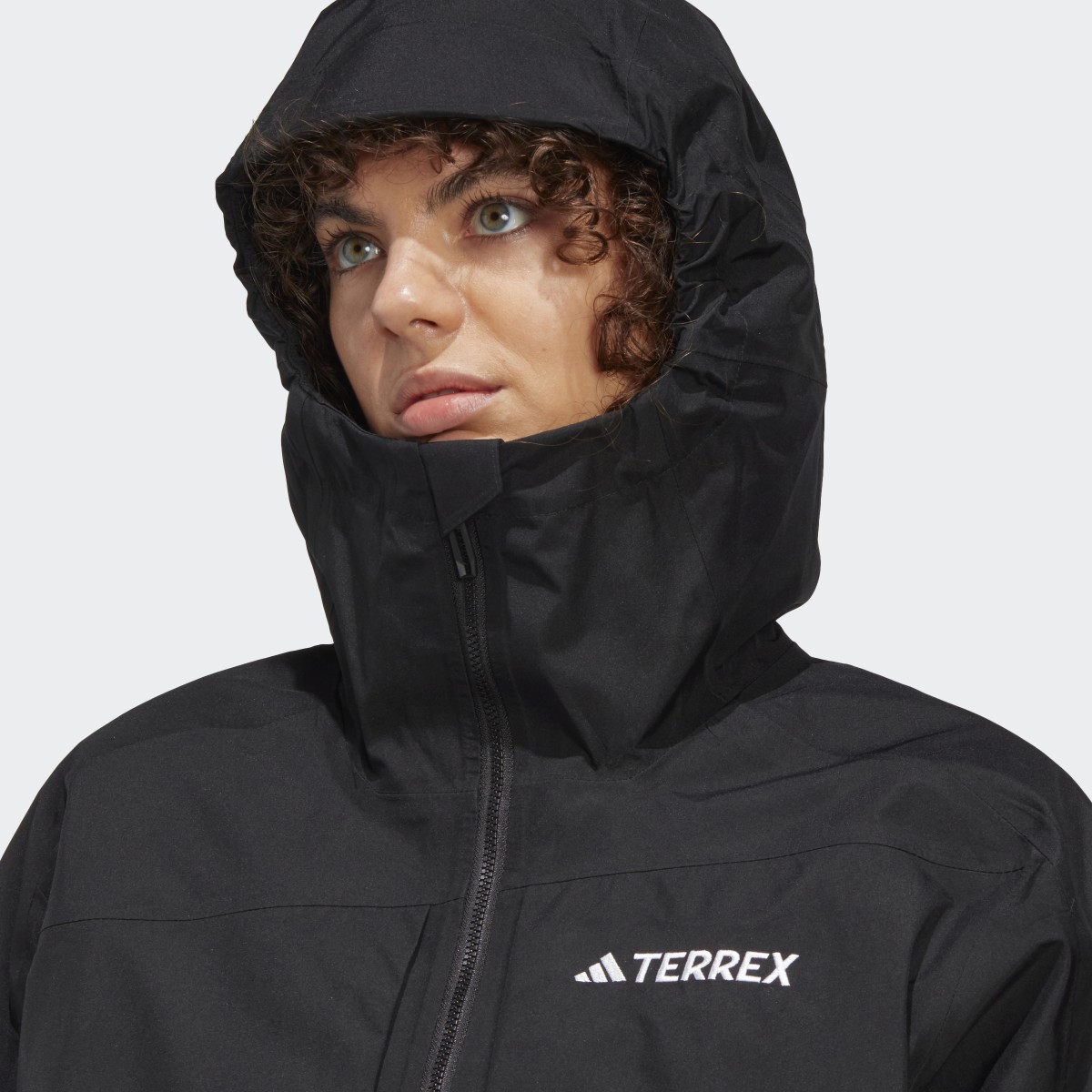 Adidas CHAQUETA TÉCNICA XPLORIC GORE-TEX. 12