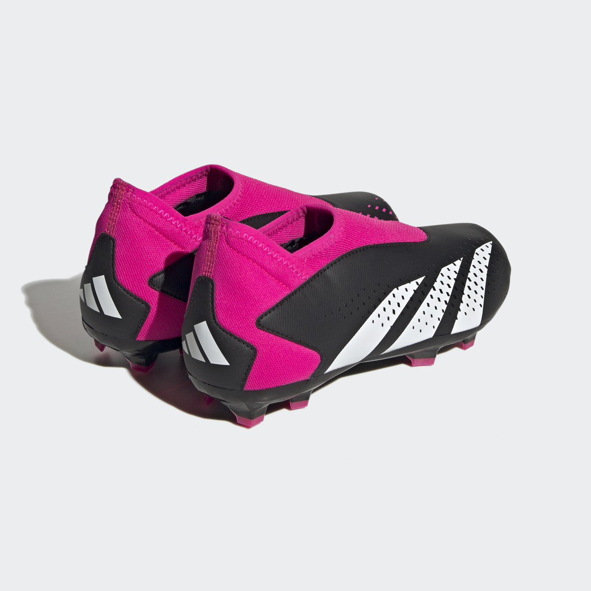 Adidas Botas de Futebol Sem Atacadores Predator Accuracy.3 – Piso firme. 6