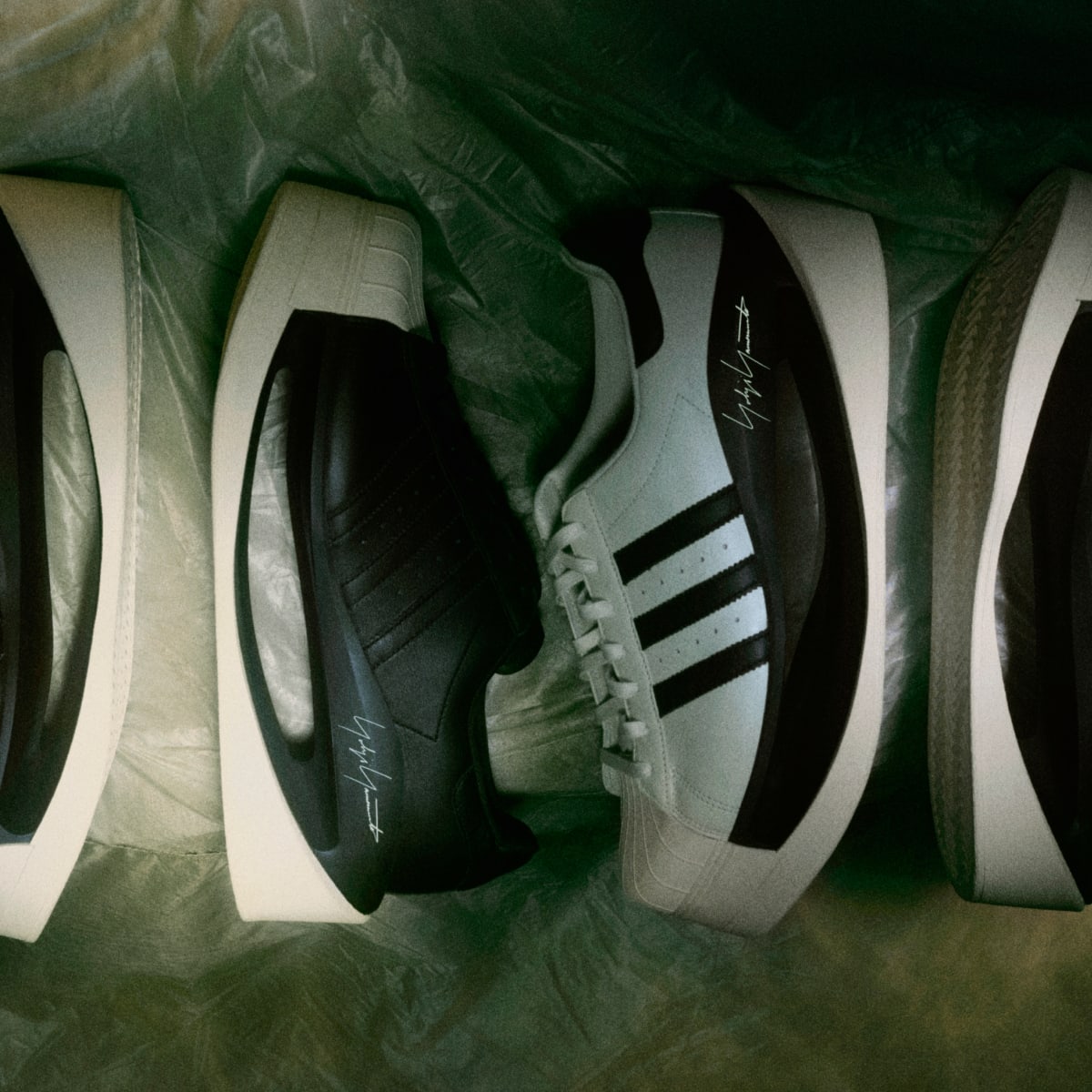 Adidas Y-3 Gendo Superstar. 6