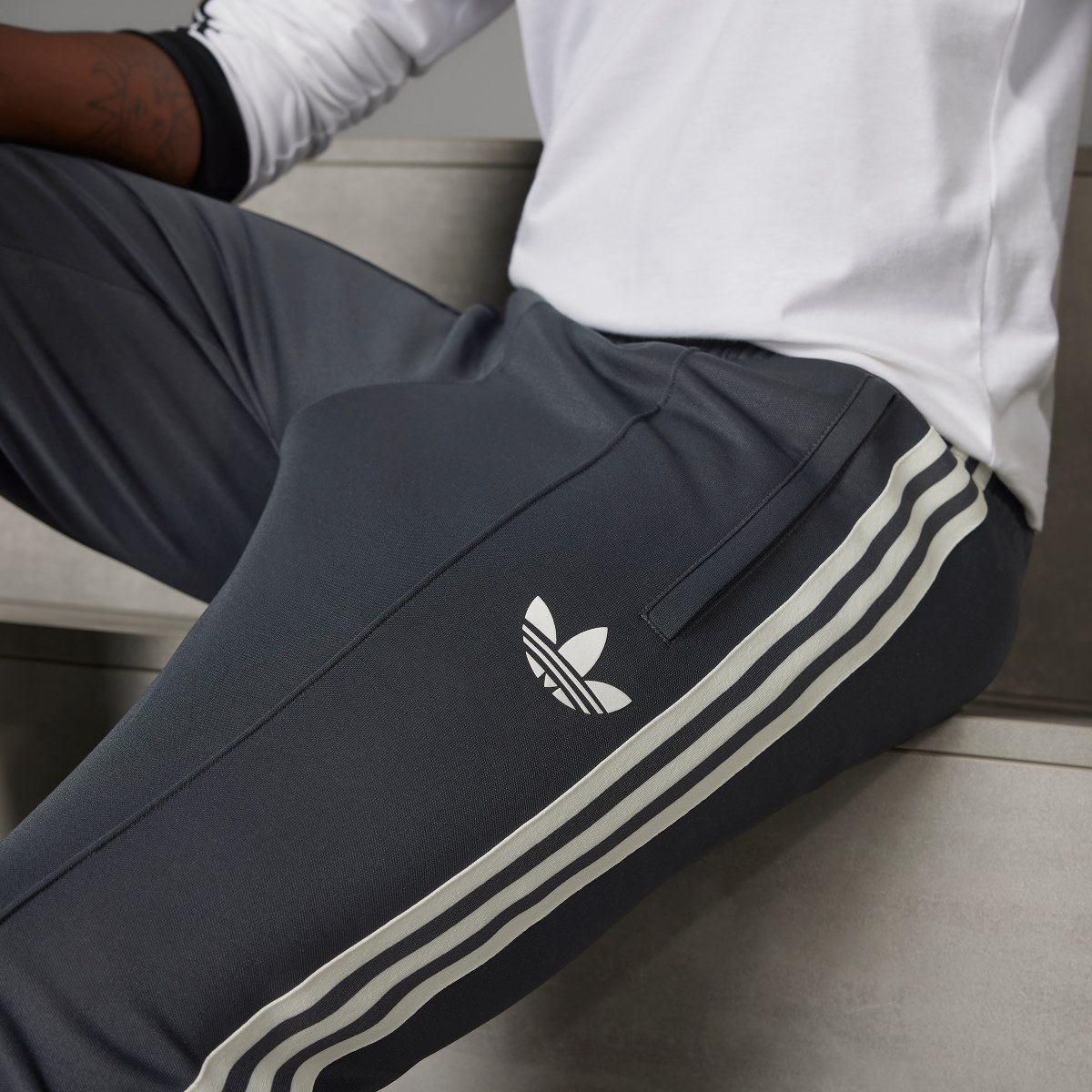 Adidas Spodnie dresowe Germany Beckenbauer. 4