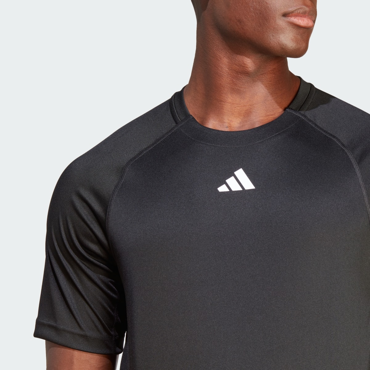 Adidas Playera de Entrenamiento Gym Heat. 6