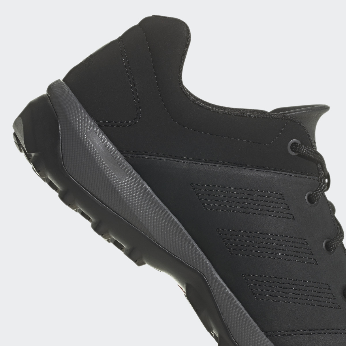 Adidas Terrex Daroga Plus Leather Hiking Shoes. 8 Adidas Terrex Daroga Plus Leather Hiking Shoes. 8