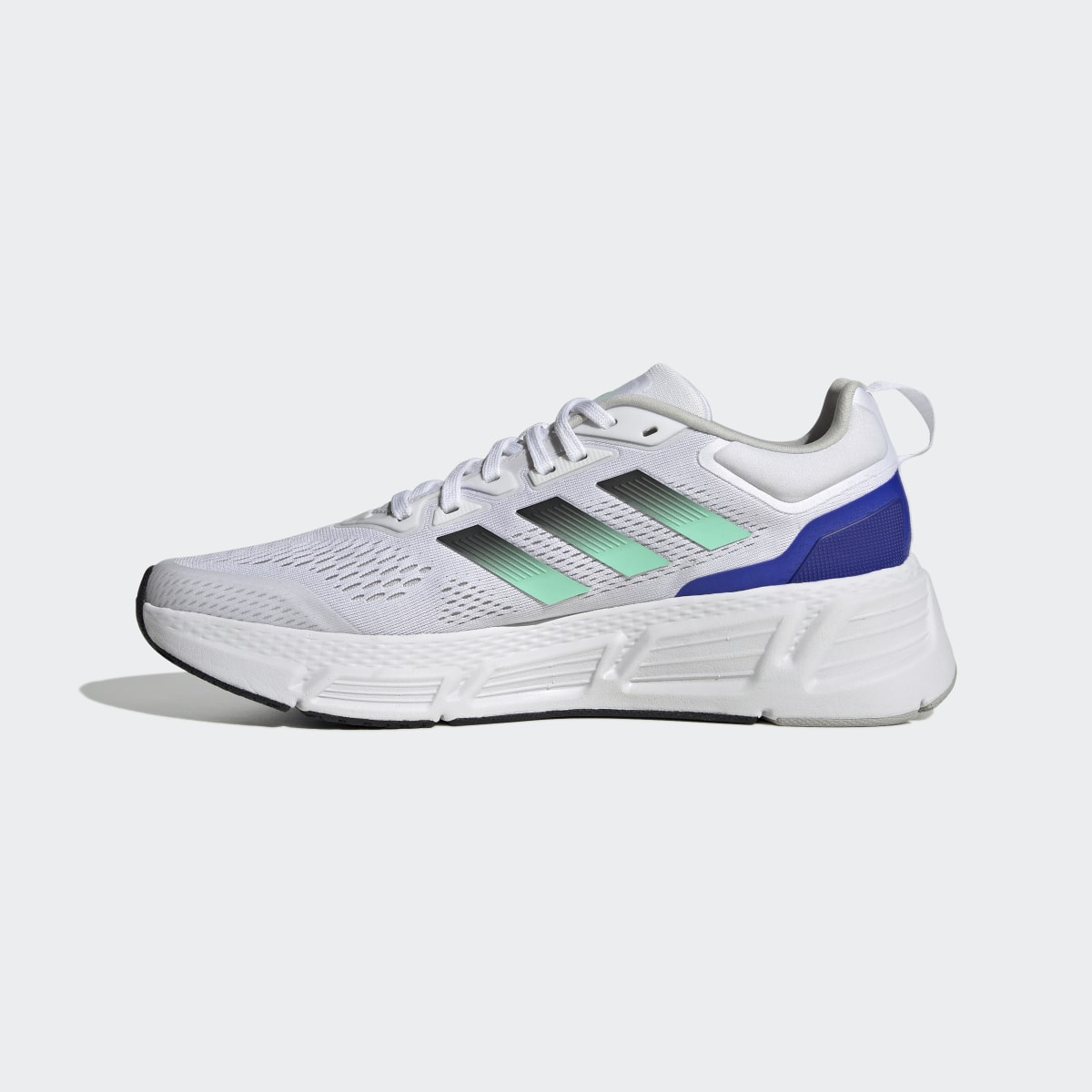 Adidas Tenis Questar. 7