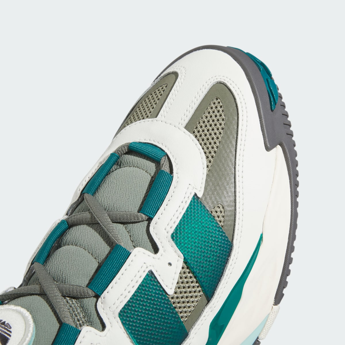 Adidas Niteball Schuh. 9