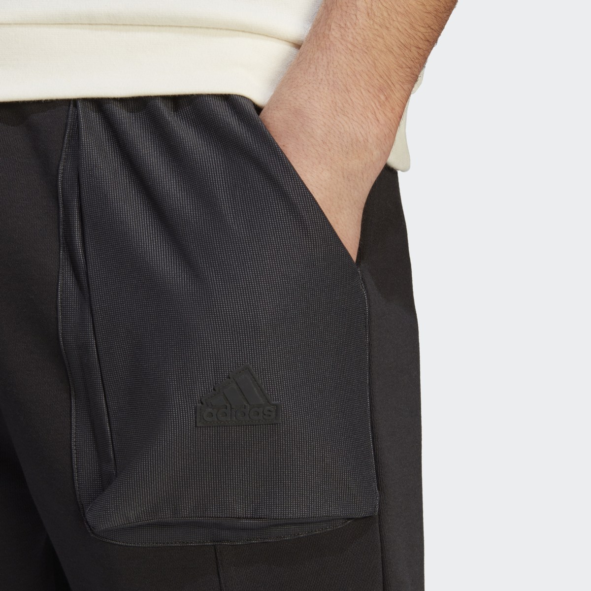 Adidas Pantaloni City Escape. 5