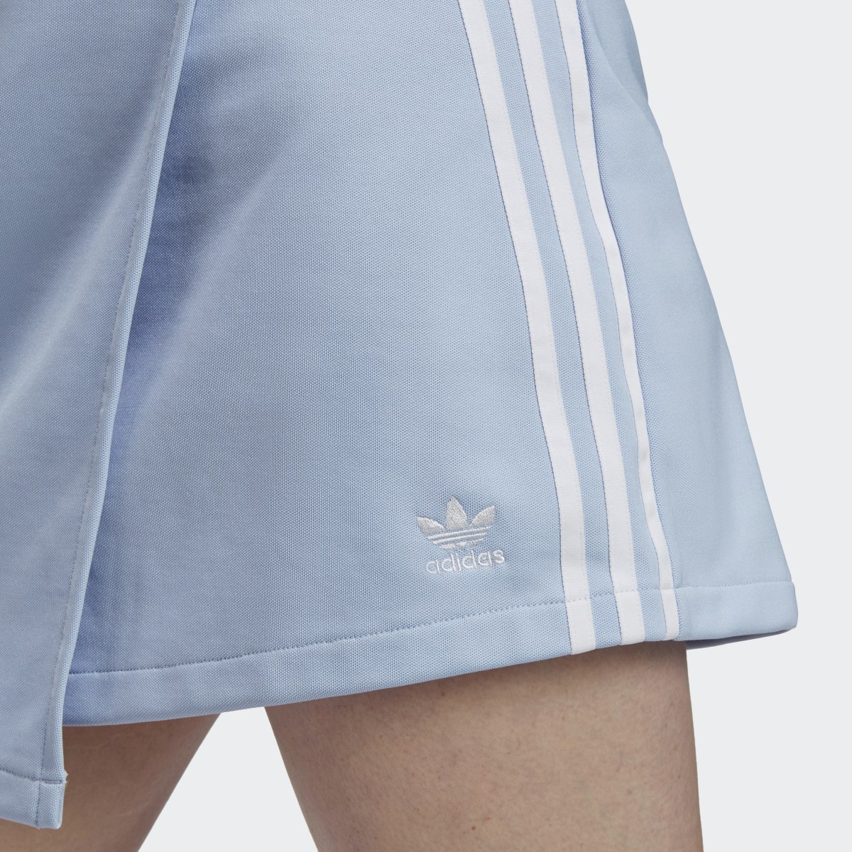 Adidas Adicolor Classics 3-Stripes Short Wrapping Skirt. 5