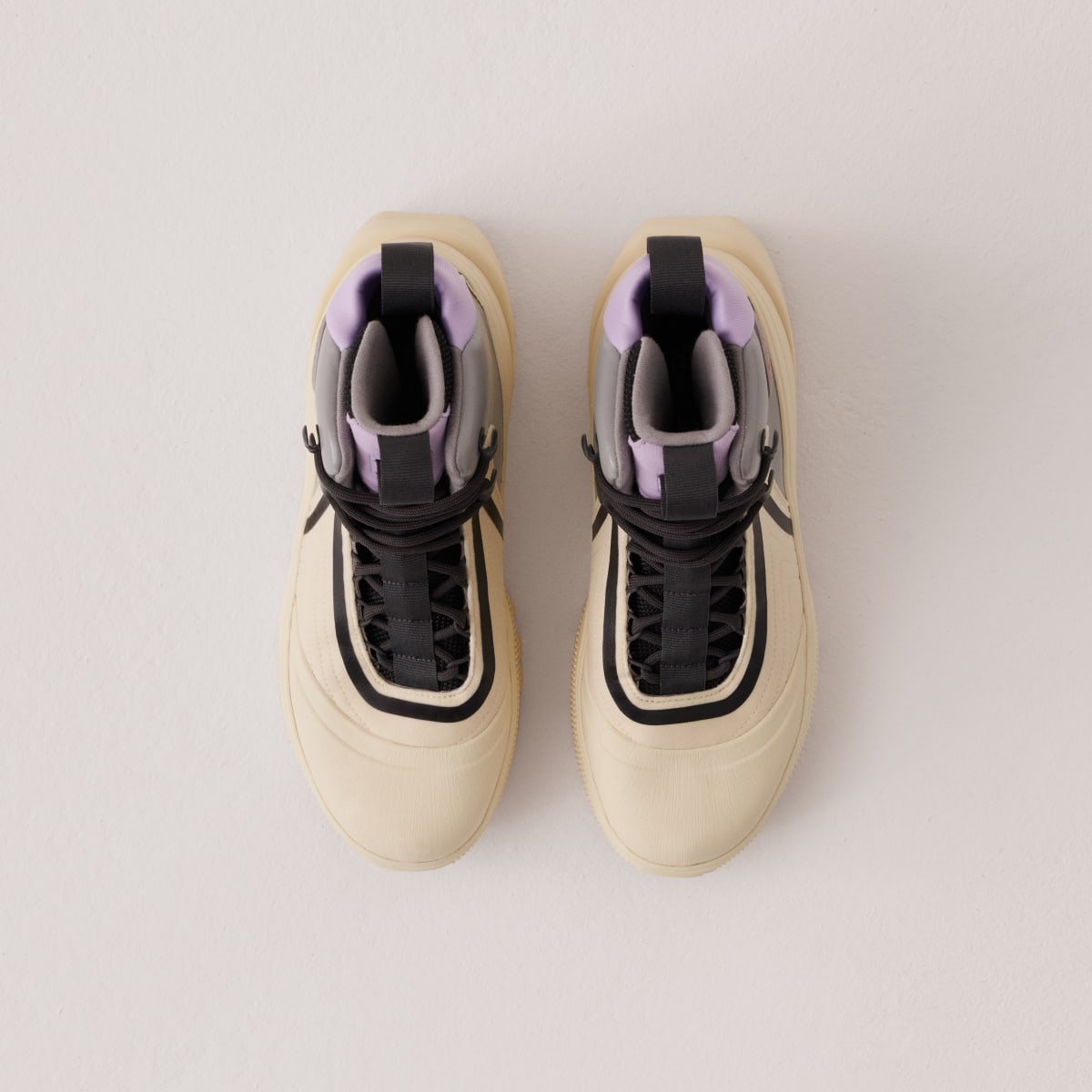 Adidas by Stella McCartney x Terrex Wanderschuh. 6