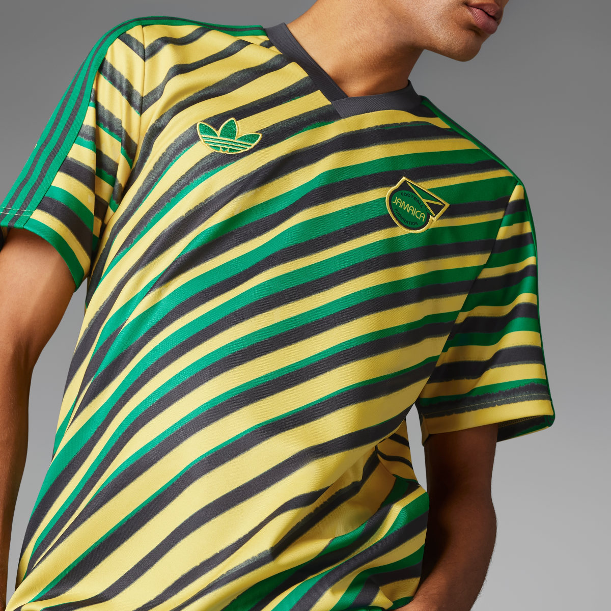 Adidas Camisola Trefoil da Jamaica. 10