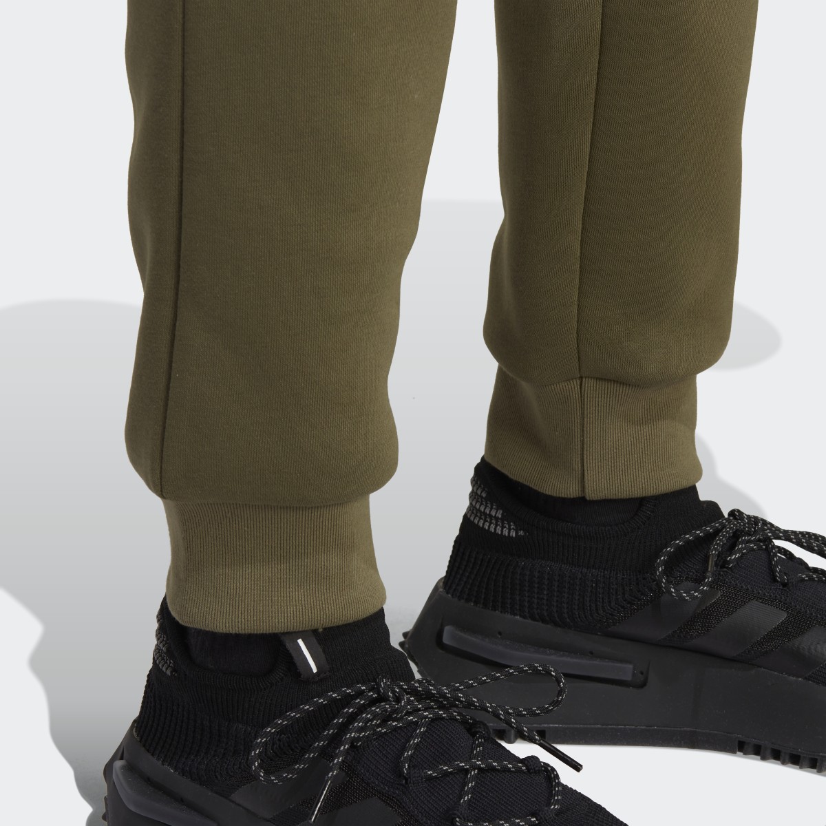 Adidas Pantaloni Trefoil Essentials. 6