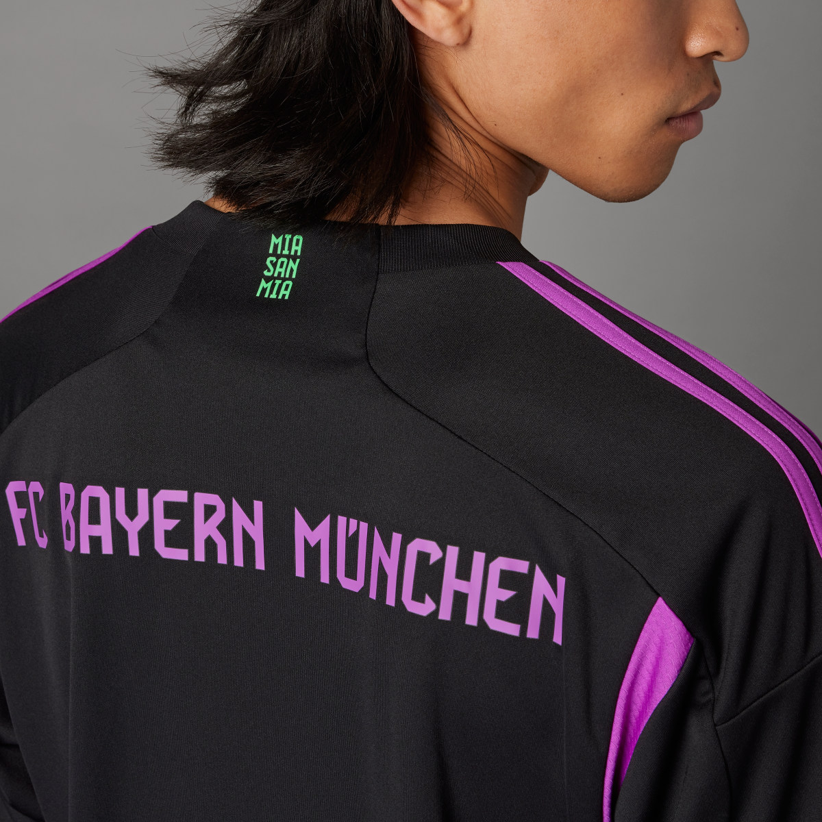 Adidas Camisola Alternativa 23/24 do FC Bayern München. 7