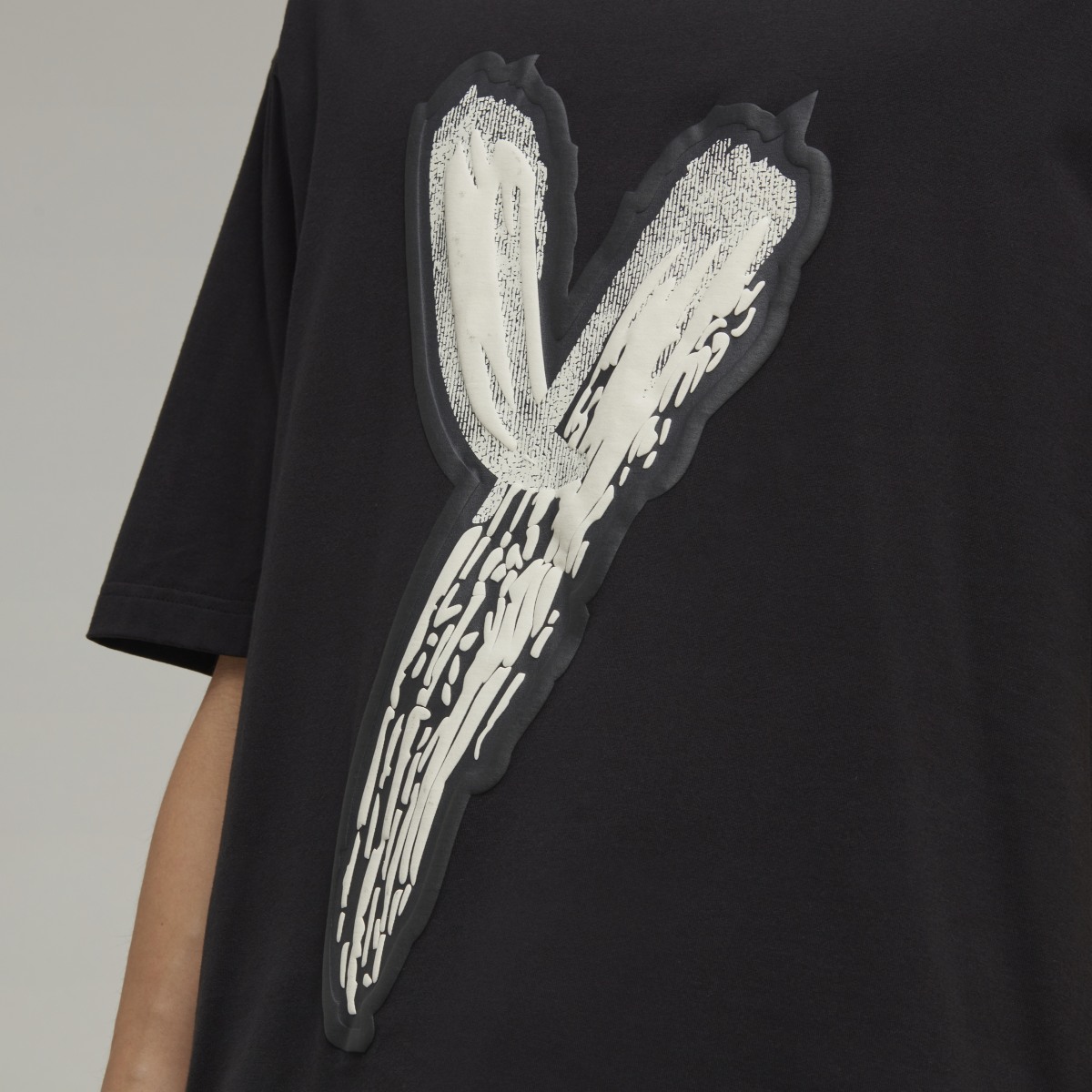 Adidas Y-3 Graphic Logo Short Sleeve Tee. 6