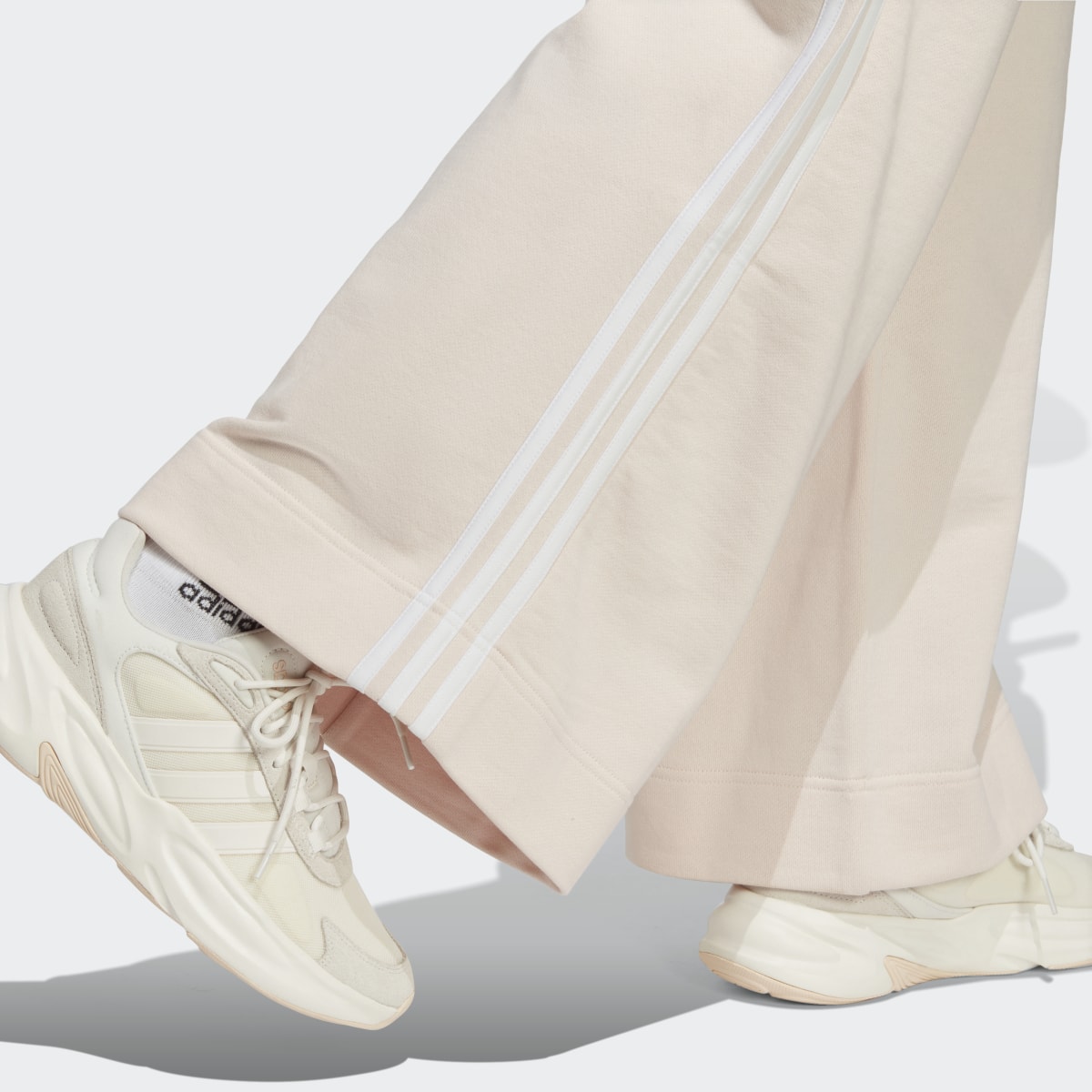 Adidas Essentials 3-Stripes French Terry Wide Pants. 6