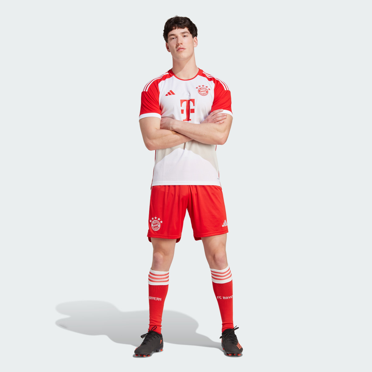 Adidas Calções Principais 23/24 do FC Bayern München. 6