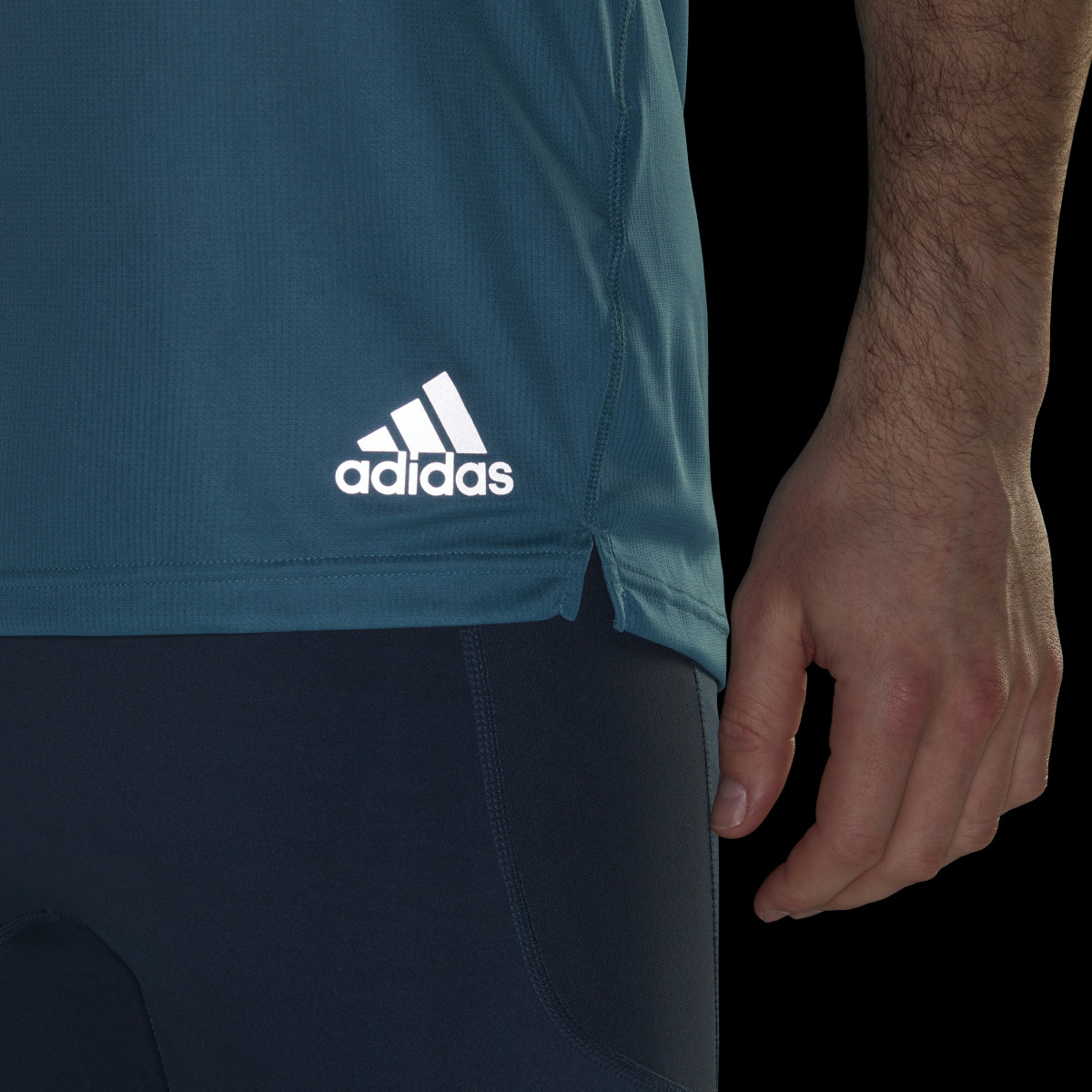 Adidas Playera Run It. 7