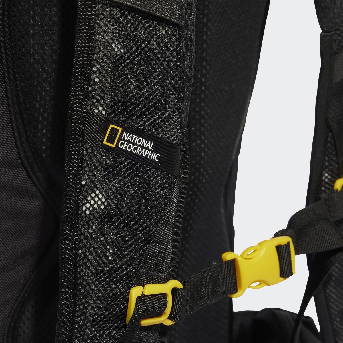 Adidas Mochila Terrex x National Geographic AEROREADY. 6