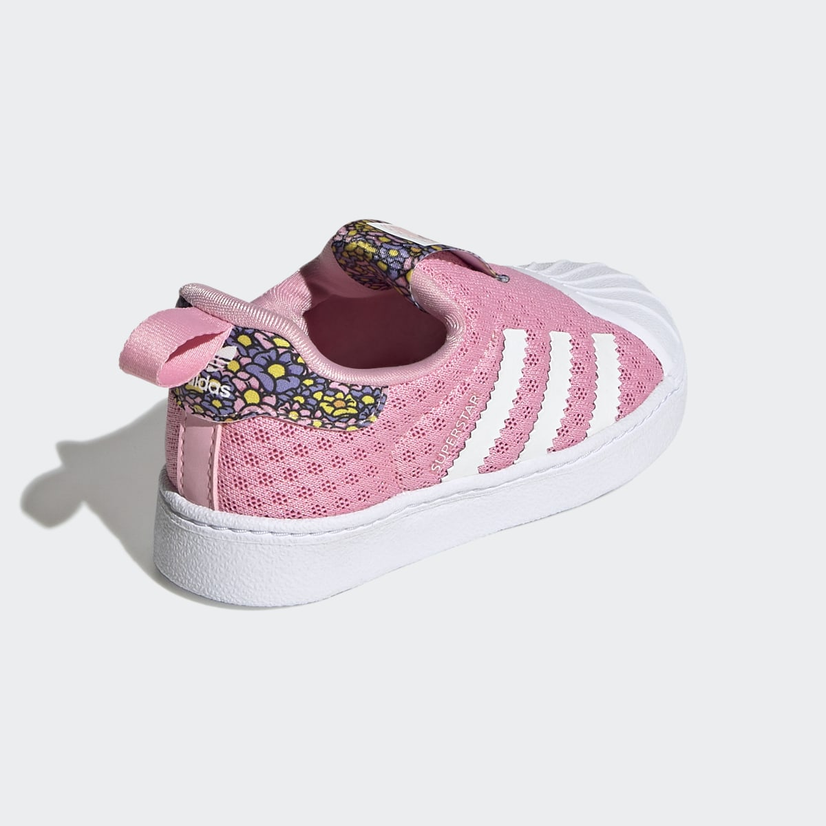 Adidas Tenis Superstar 360 Disney. 6