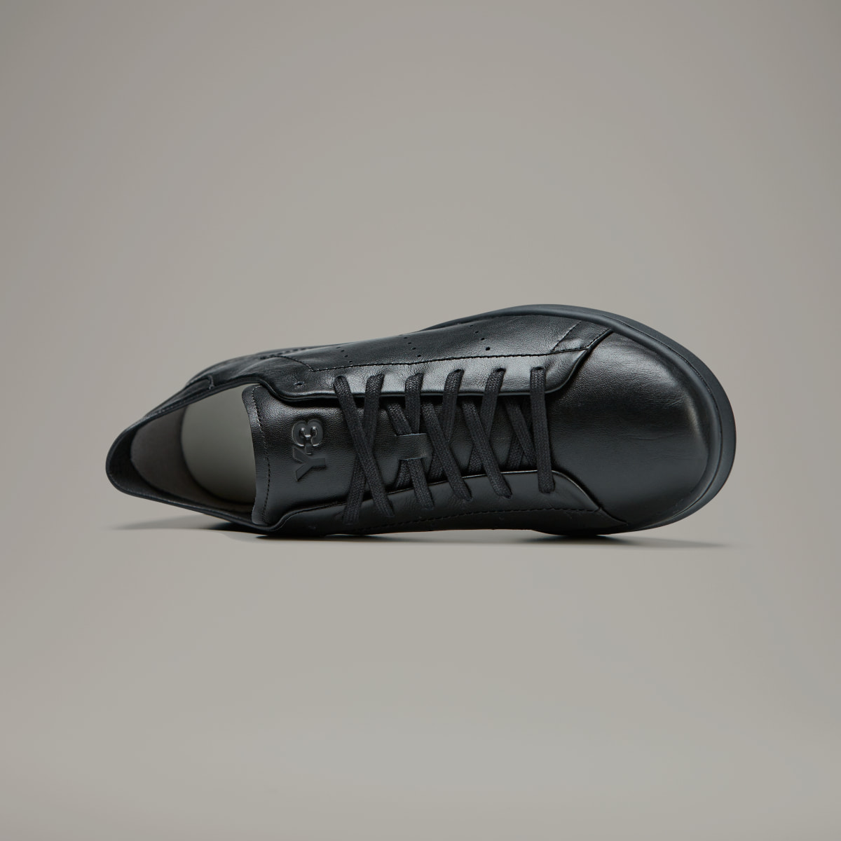 Adidas Stan Smith Y-3. 4