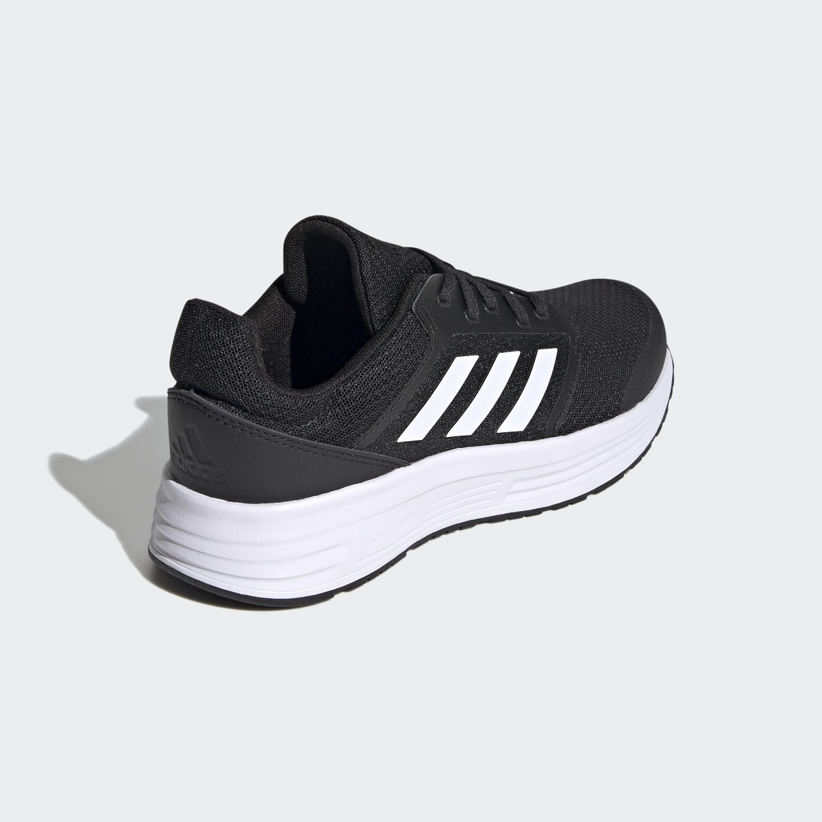 Adidas Chaussure Galaxy 5. 6