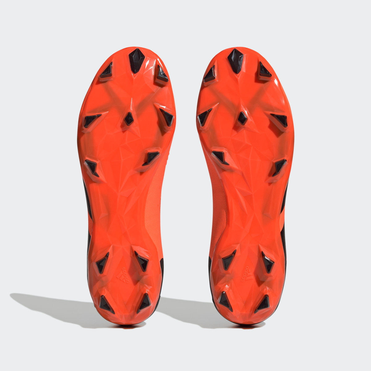 Adidas Bota de fútbol Predator Accuracy.3 césped natural seco. 4