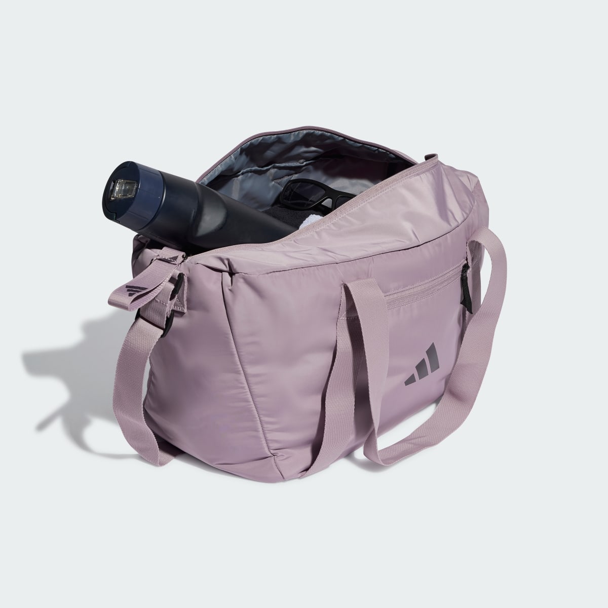 Adidas Sport Bag. 5