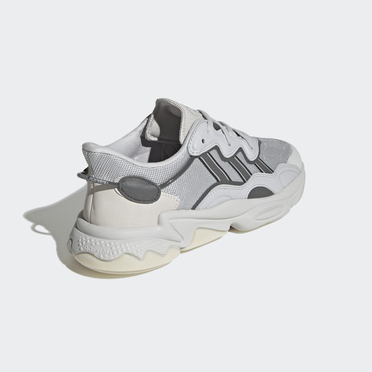 Adidas OZWEEGO Schuh. 6