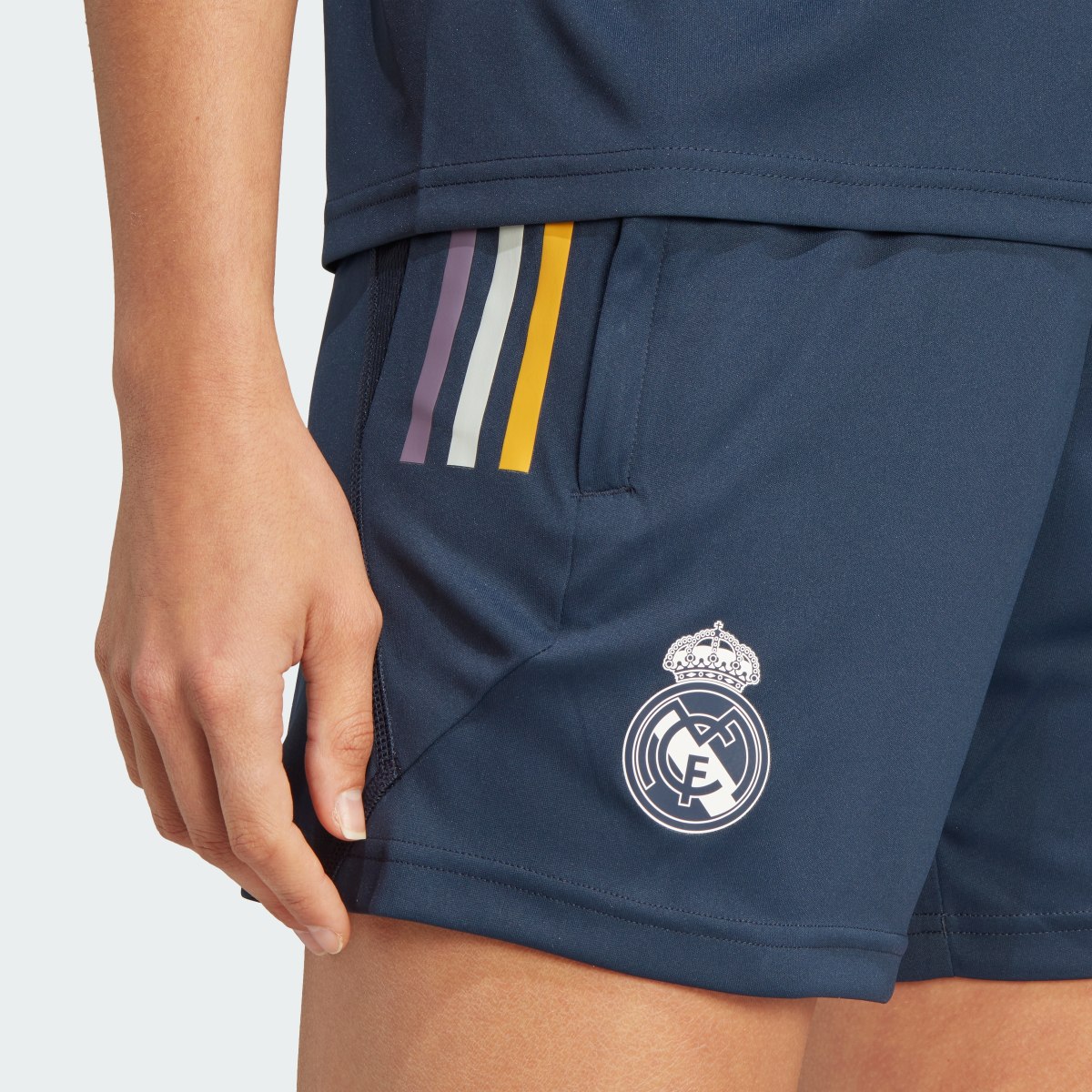 Adidas Real Madrid Tiro 23 Trainingsshorts. 6