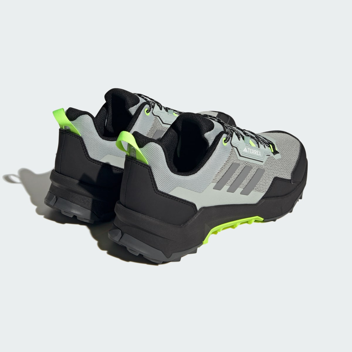 Adidas Chaussure de randonnée Terrex AX4. 9