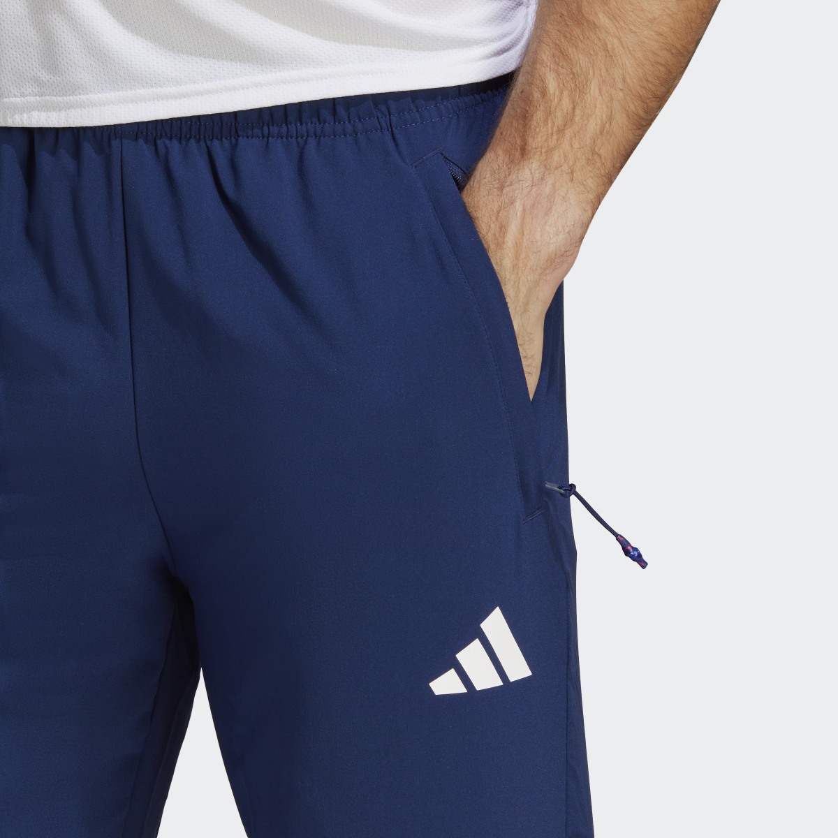 Adidas Pantaloni da allenamento Train Essentials Seasonal. 5