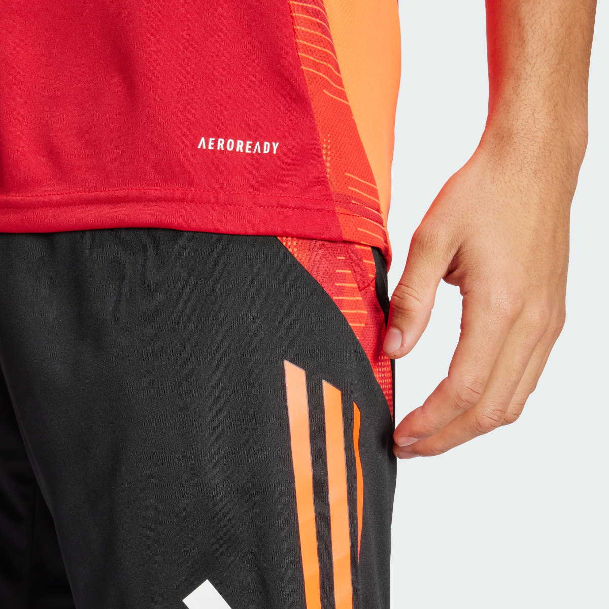 Adidas Maglia da allenamento Tiro 24 Competition. 7