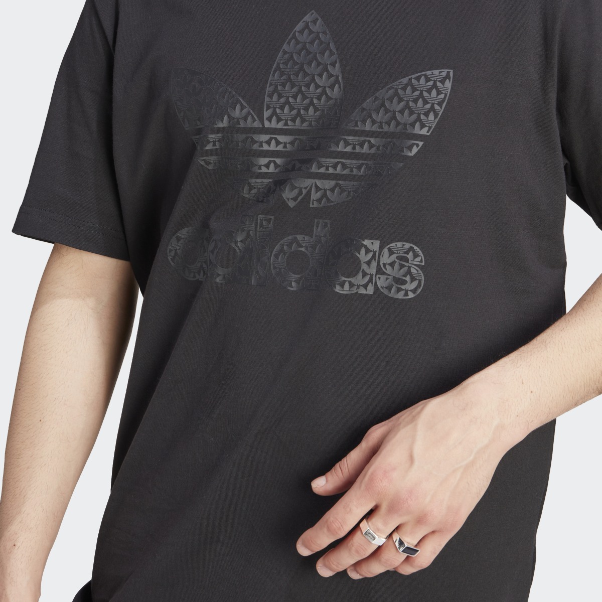 Adidas T-shirt à motif monogramme. 6