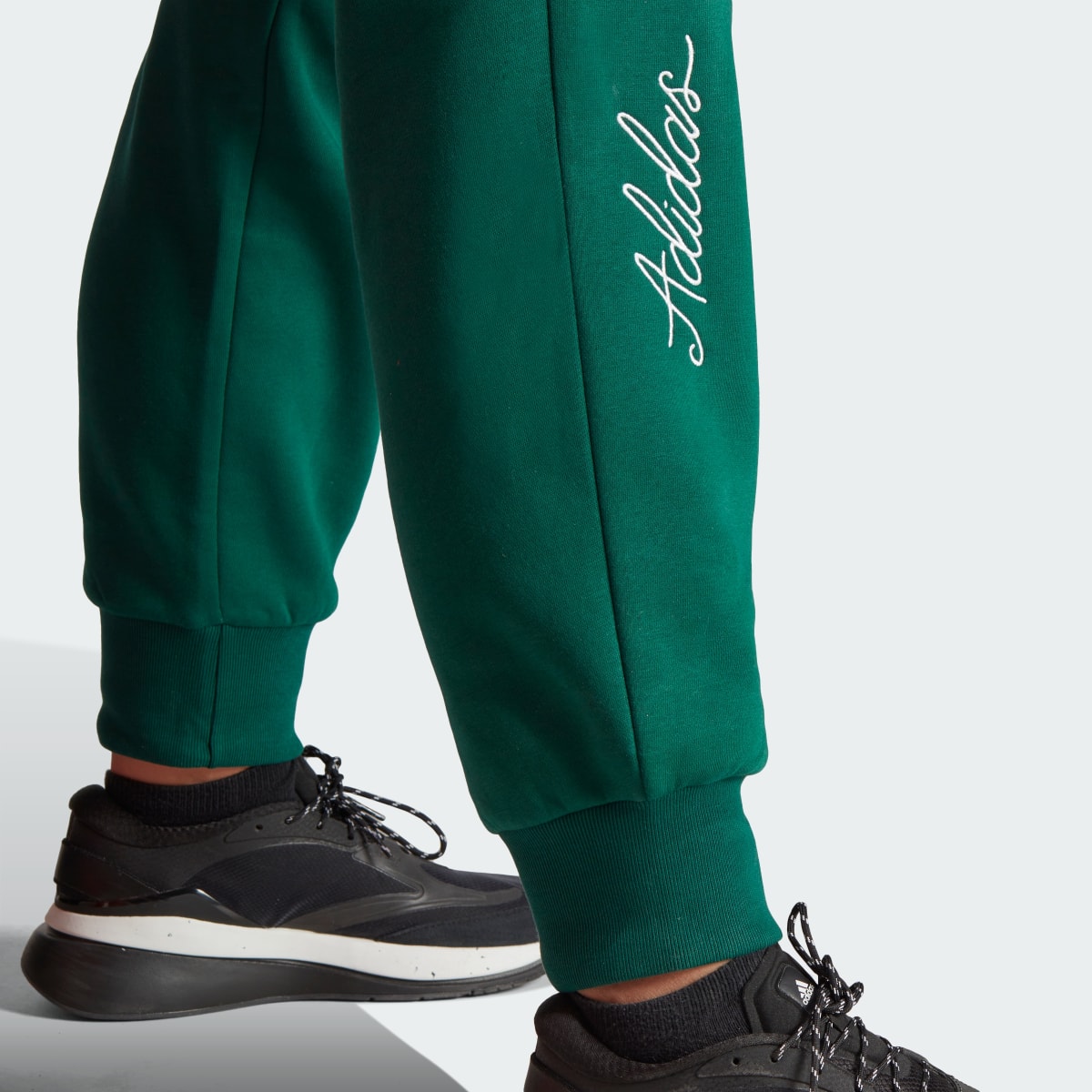 Adidas Pantalon molleton Scribble Embroidery (Grandes tailles). 6