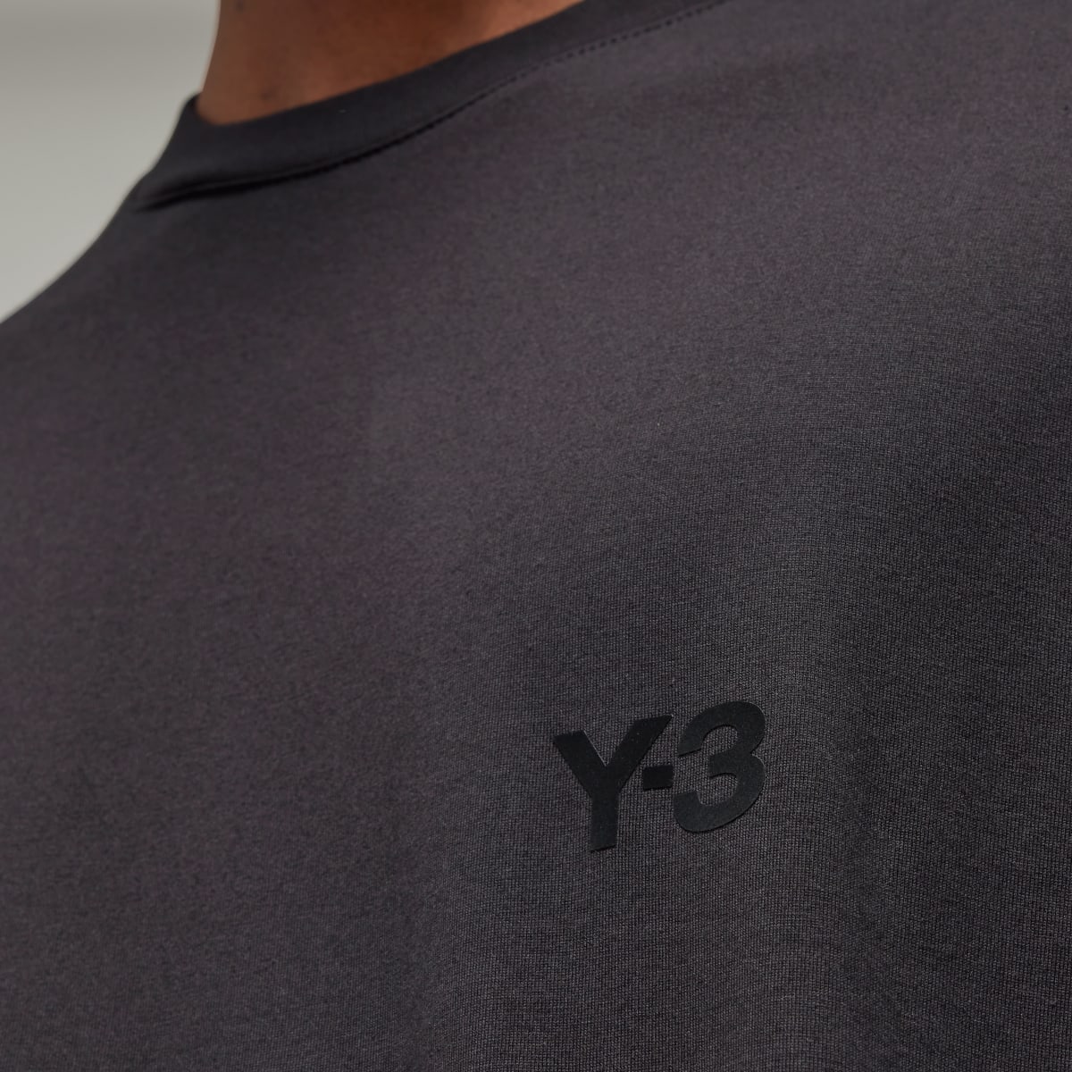 Adidas Y-3 Relaxed Short Sleeve T-Shirt. 4