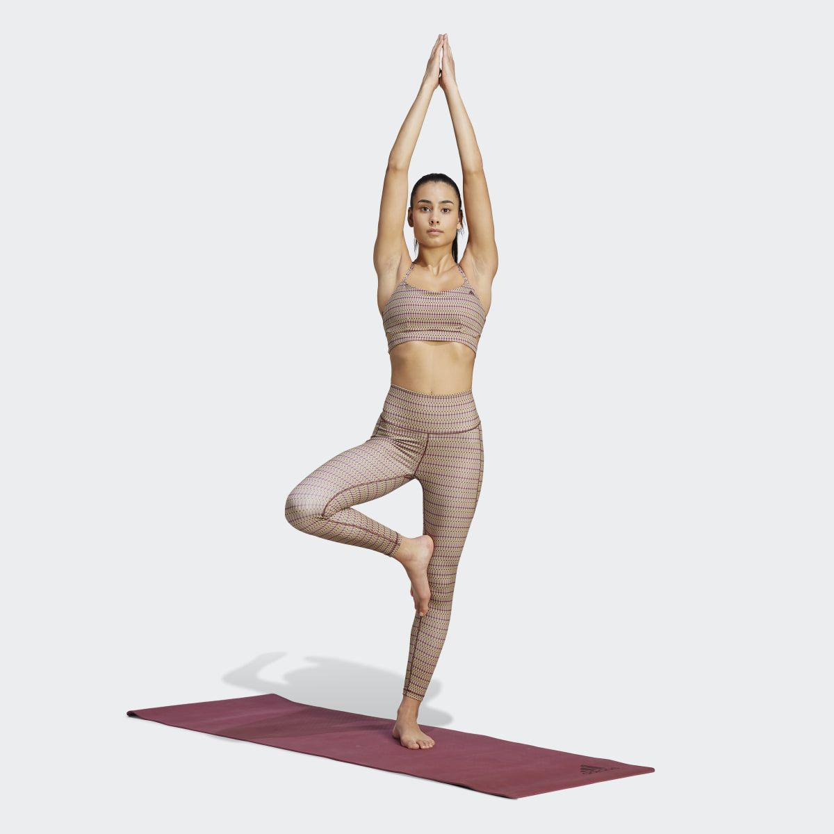 Adidas Yoga Studio Light-Support Sport-BH. 4