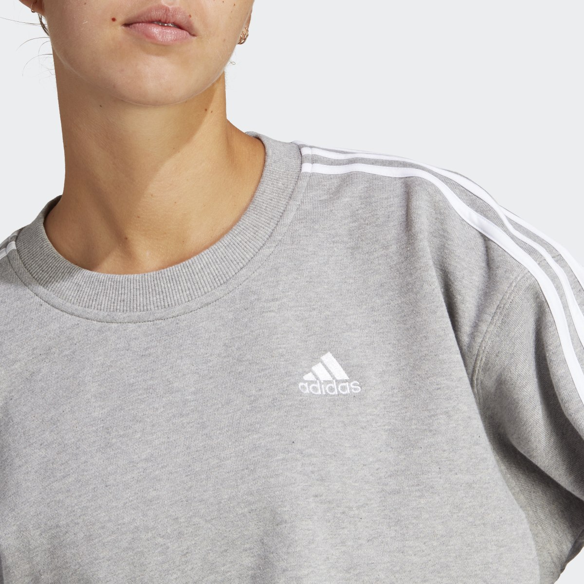 Adidas Essentials 3-Stripes Crop Sweatshirt. 6