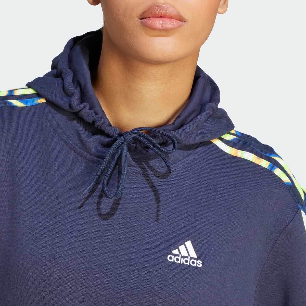 Adidas Sudadera con Gorro 3 Franjas Vibrant Print. 6