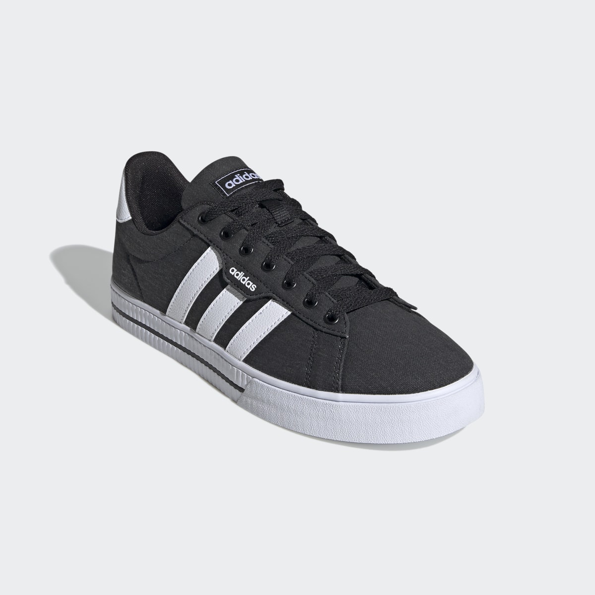 Adidas Chaussure Daily 3.0. 6