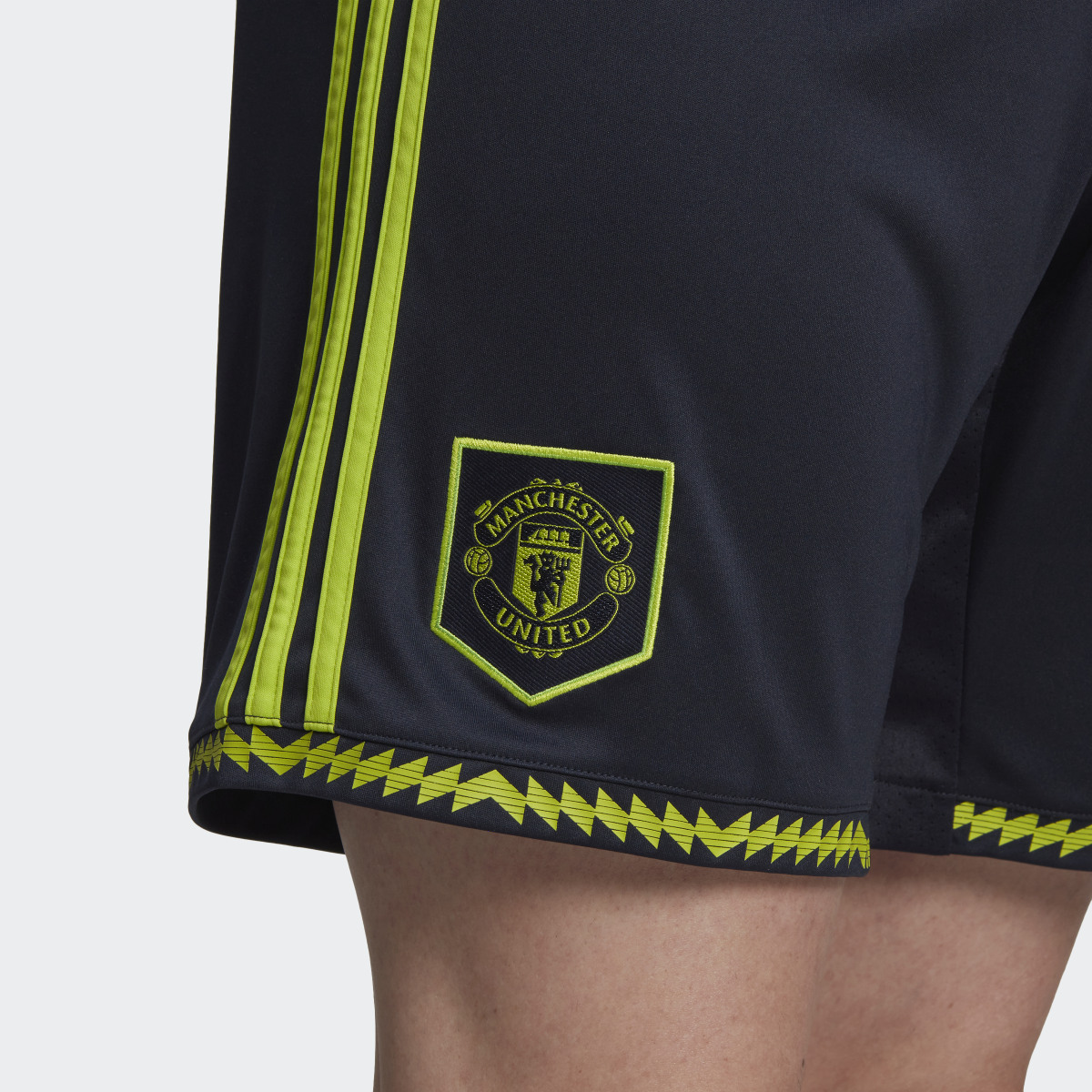 Adidas Manchester United 22/23 Third Shorts. 5