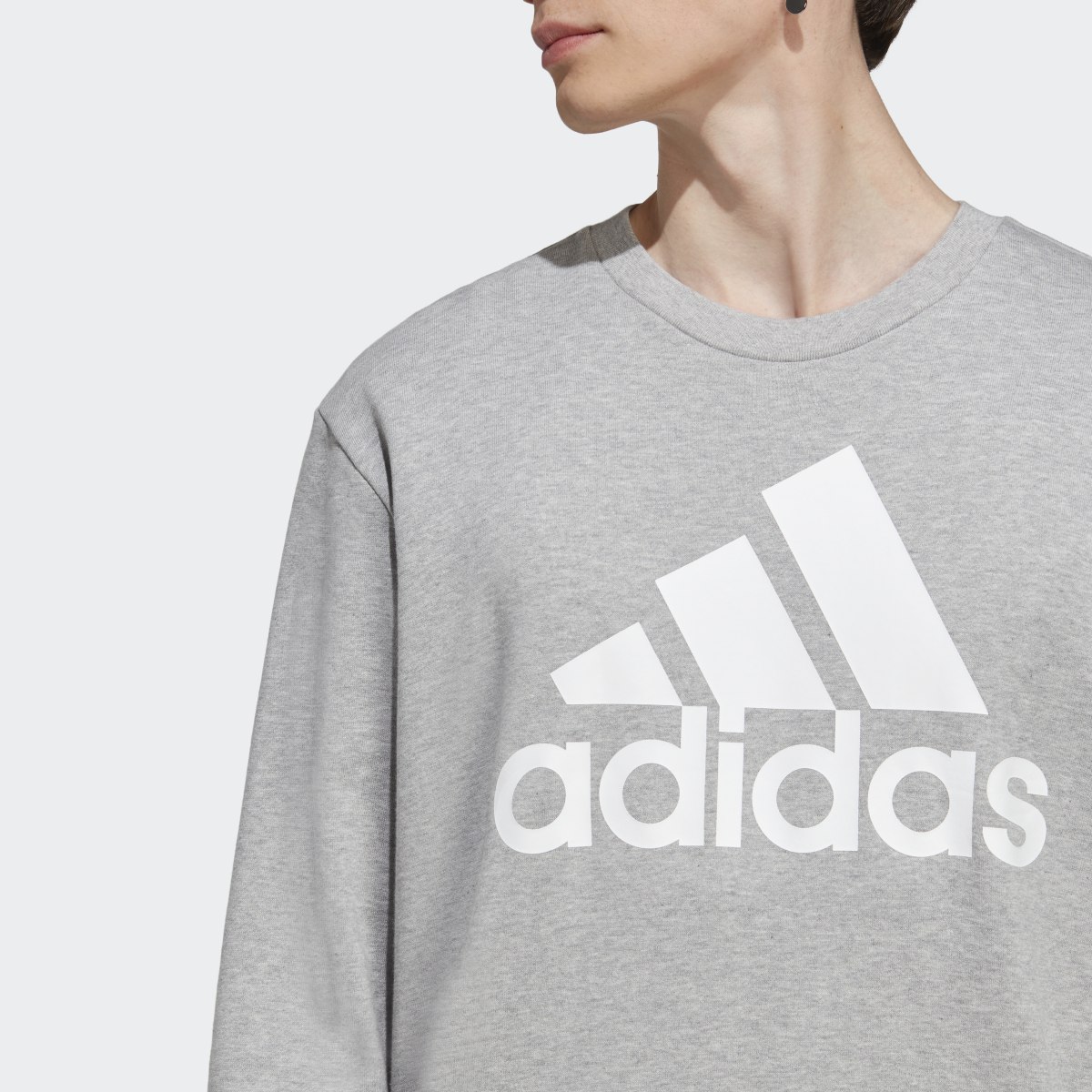 Adidas Sweatshirt em Moletão Essentials. 6