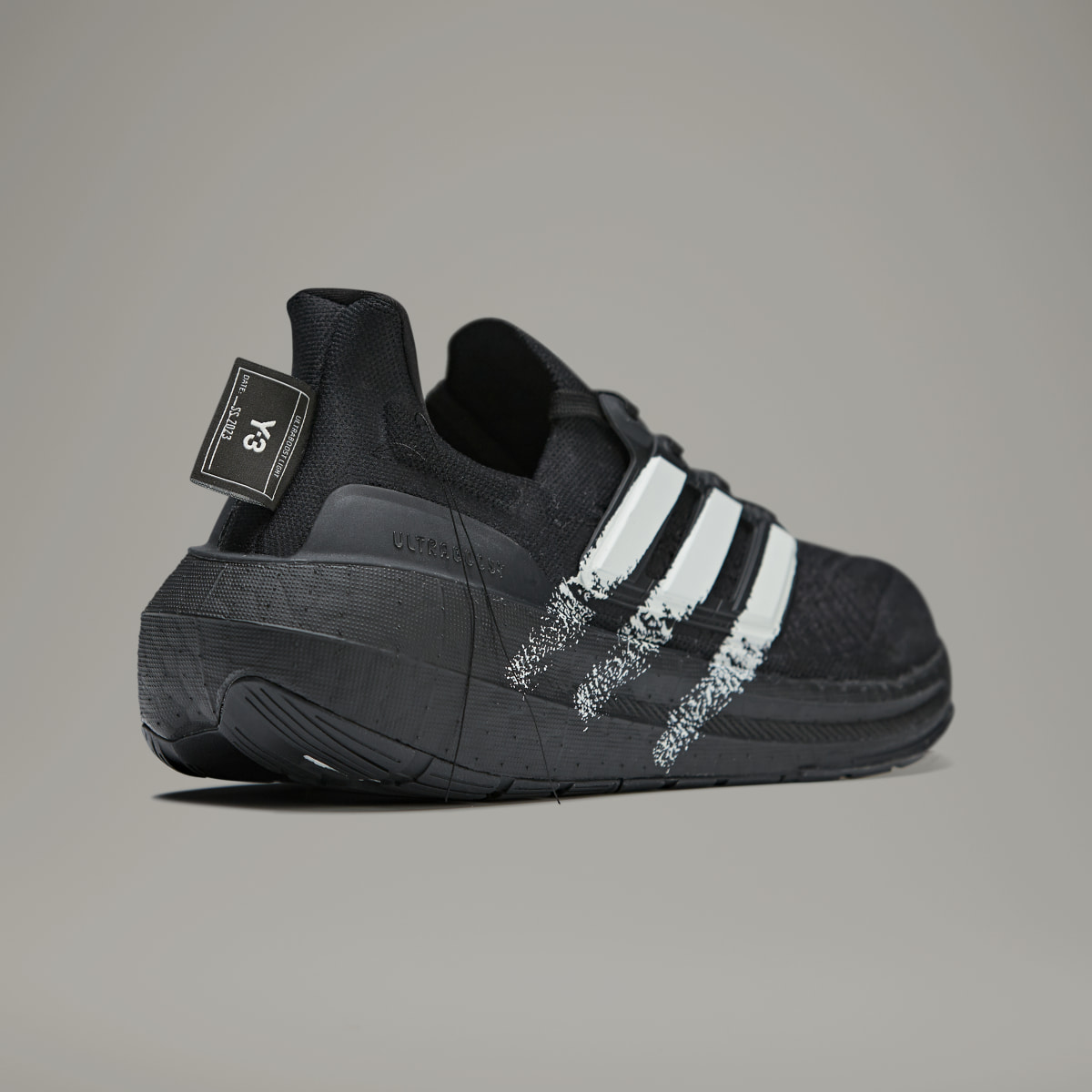 Adidas Chaussure Y-3 Ultraboost Light. 8