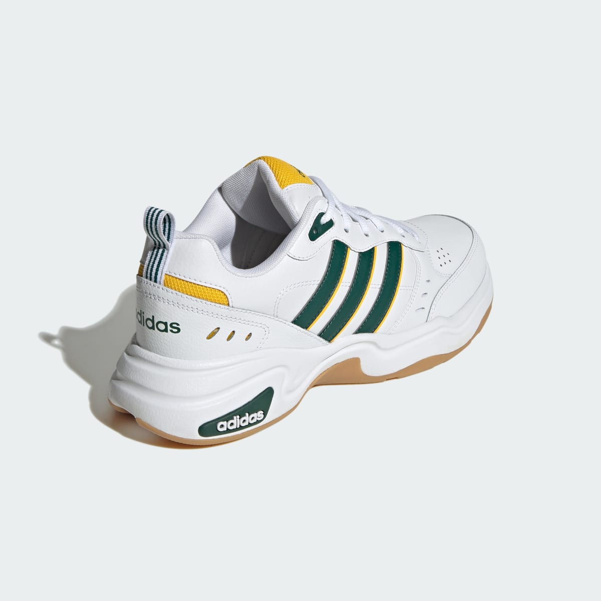 Adidas Chaussure Strutter. 5