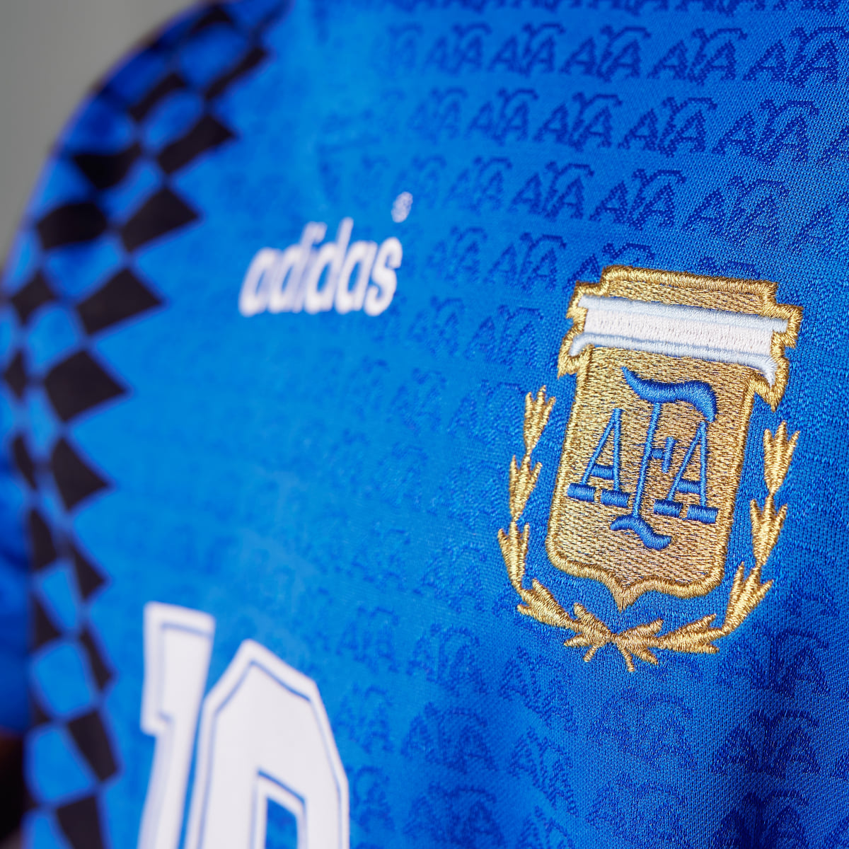 Adidas Argentina 1994 Away Jersey. 11