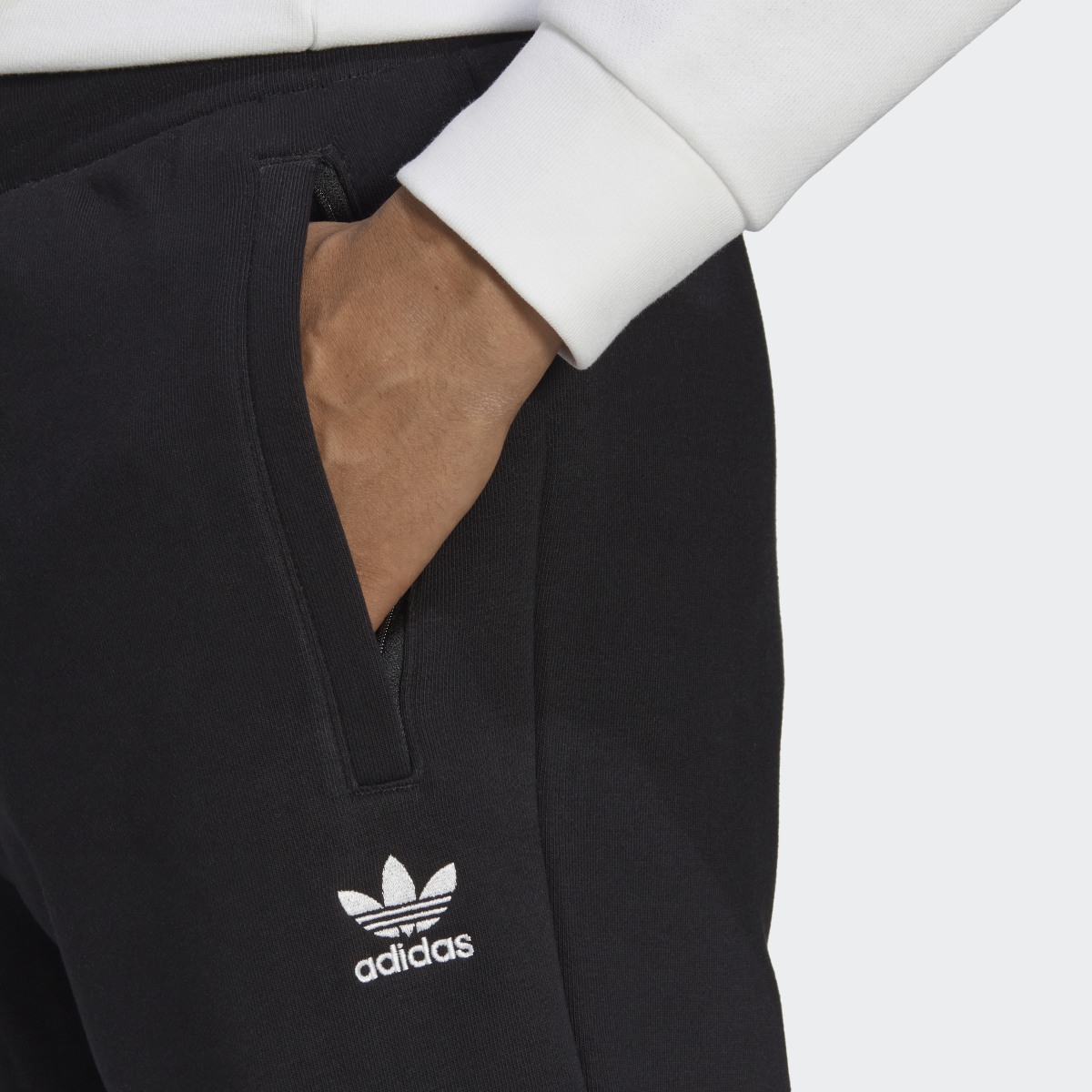 Adidas Pants Trefoil Essentials Cargo. 5