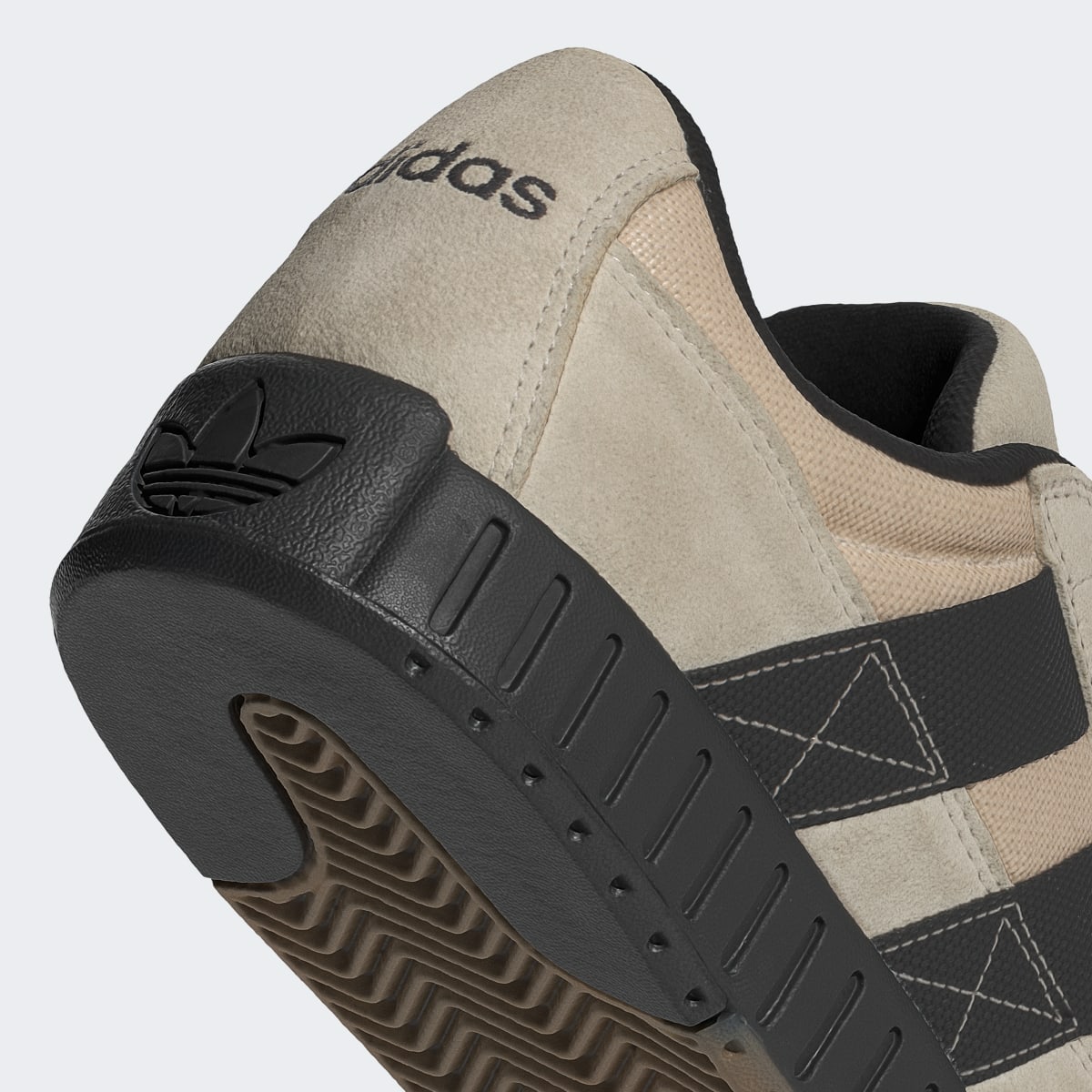 Adidas LWST Schuh. 10