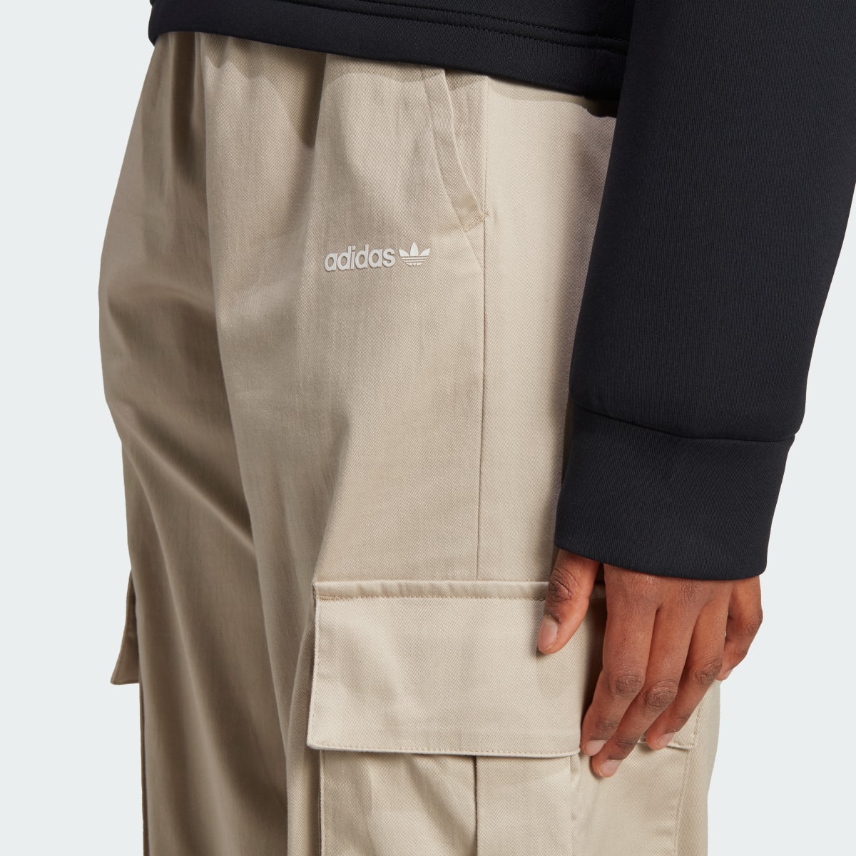 Adidas Pantaloni Cargo. 5