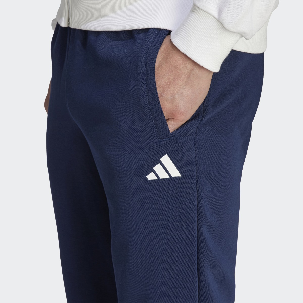 Adidas Club Teamwear Graphic Tennishose. 6