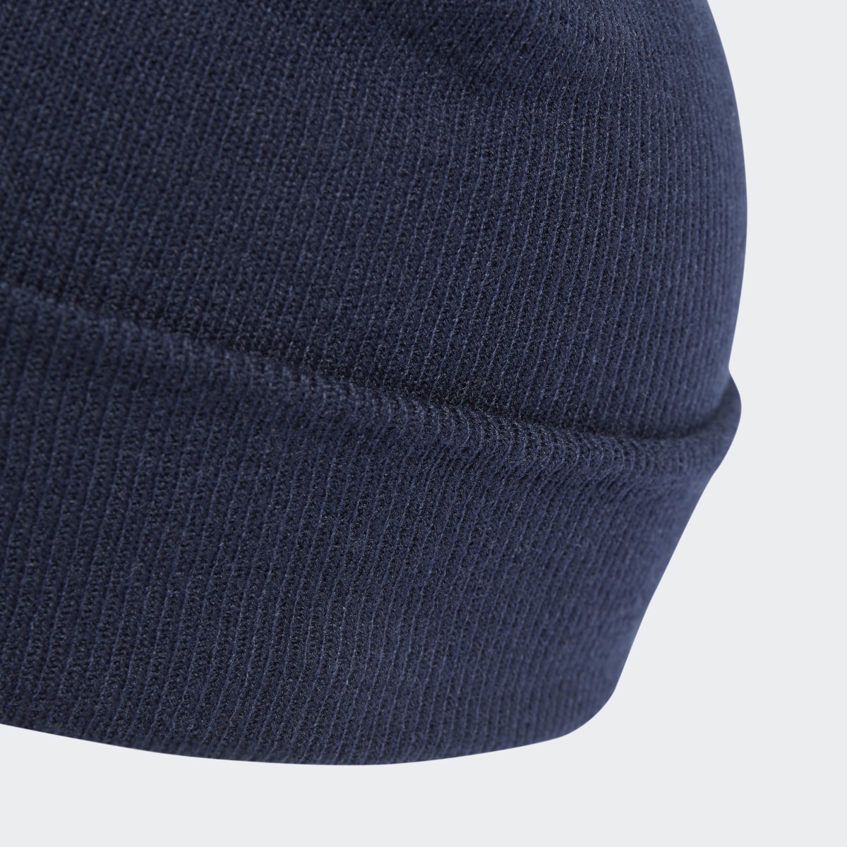 Adidas Adicolor Cuff Beanie. 4