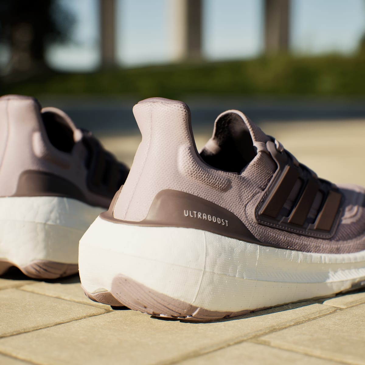 Adidas Ultraboost Light Ayakkabı. 9